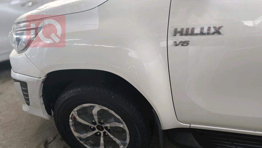 تويوتا هايلوكس